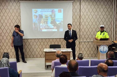 Okul servis şoförlerine ’Güvenli Taşımacılık Eğitimi’ verildi 