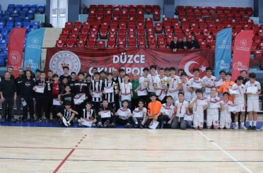 Okul sporları futsal heyecanı sona erdi 