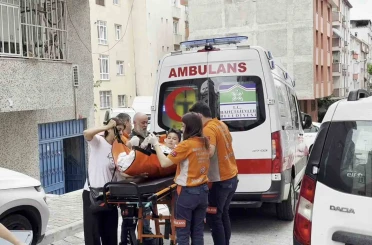 Okula gitmekte zorlanınca sınava gireceği okula ambulans ile götürüldü 