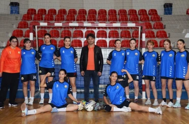 Okullar hentbol heyecanı başladı 