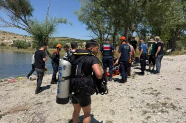 Olta teknesini kurtarmak isterken barajda can verdi