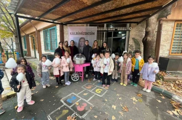 Onların hatırası için çocukları gülümsettiler 