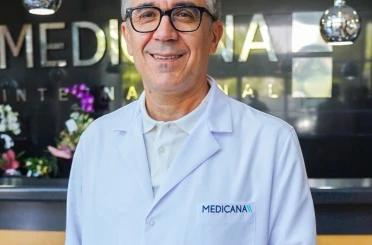 Op. Dr. Deniz: "Menopozda hormonlar yeniden düzenlenirken sistem geçici olarak yapılandırılır" 