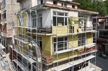 Ordu’da ilçelerin çehresi değişiyor: Gölköy’de 70 binanın cephesi yenilenecek 