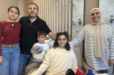 Organ bekleyen İzmirli genç kız için nefes kesen nakil 