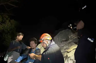 Ormanlık arazide kaybolan 2 Rus turisti AFAD ekipleri kurtardı
