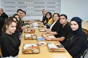 Ortaklar Fen Lisesi’nde "Maarifin Kalbinde Ramazan" iftarı 