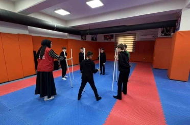 Ortaokul öğrencileri gönüllerince eğlendi 