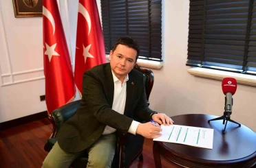 Osmangazi Belediye Başkanı Erkan Aydın, Bursaspor Vakfı Mütevelli Heyeti’ne katıldı 