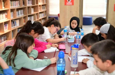 Osmangazi’de çocuklar hayallerini kağıda döküyor 