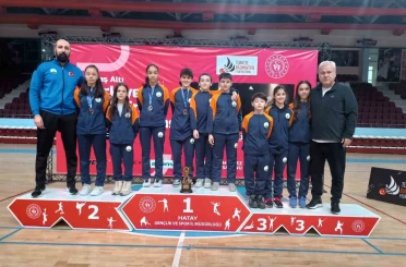 Osmangazili badmintoncular, Türkiye Şampiyonası’nda parladı 