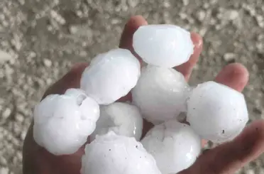 Osmaniye’de ceviz büyüklüğünde dolu yağdı
