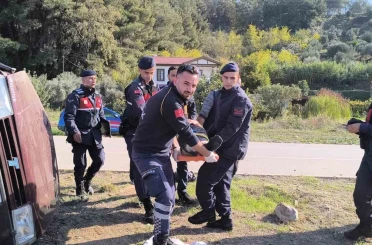 Osmaniye’de devrilen otomolin sürücüsü yaralandı 