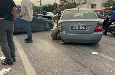 Osmaniye’de zincirleme trafik kazası: 2 yaralı 