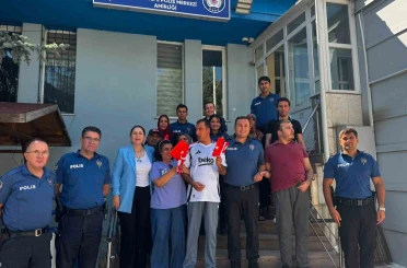 Otizmli çocuklardan duyarlı başkomisere teşekkür 