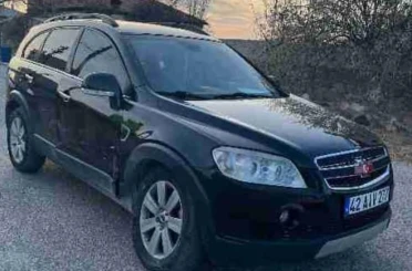 Otomobil ile SUV tipi araç çarpıştı: 1 yaralı