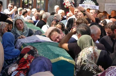 Otomobilin Kızılırmak’a uçtuğu kazada ölen anne ile çocuğuna gözyaşı 