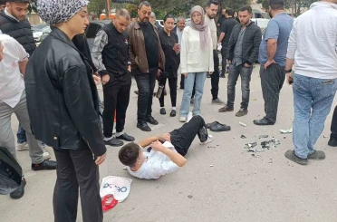 Otoparka dönen otomobil ile motosiklet çarpıştı: 1 yaralı 