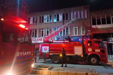 Özalp’ta pasajda yangını 
