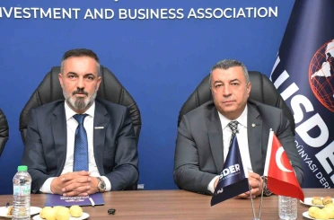 Özcan’dan Ulusder’e ziyaret 