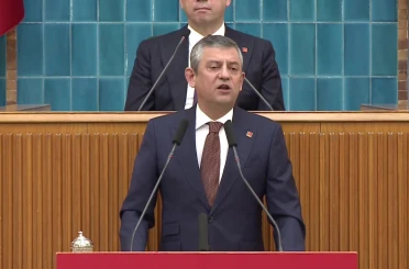 Özgür Özel: "Biz bu ülkenin yoksullarını onların insafına bırakmayacağız"