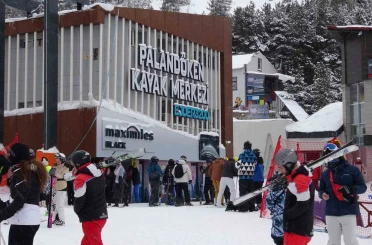 Palandöken’de sömestir tatili yoğunluğu 