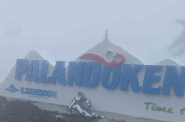 Palandöken’e mevsimin ilk karı yağdı 