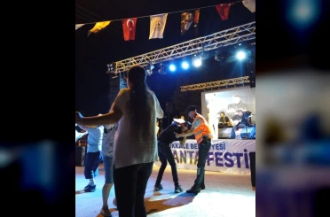 Pamukkale Belediyesi zabıtası piste çıkan engelli çocuğu uzaklaştırmaya çalıştı 
