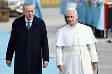 Papa 14. Leo'yu Cumhurbaşkanı Erdoğan karşıladı