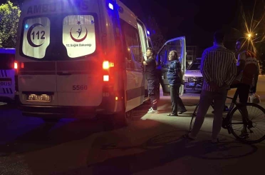 Parkta üvey babasını bıçakladı 