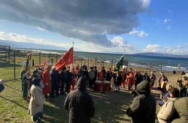 Patrikhane’ye mehterli cevap 