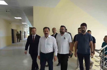 Payas’ta 2 okulun inşaatında sona gelindi