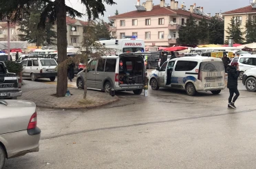 Pazarda taşlı-sopalı kavga: 5 yaralı