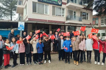 Pazarlar’da "Bayrağa saygı koşusu" düzenlendi 