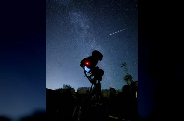 Perseid meteor yağmuru Bandırma semalarında görsel şölen sundu 