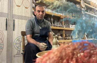 Plastik karşısında direnen meslek: Van’ın son çömlek ustası 