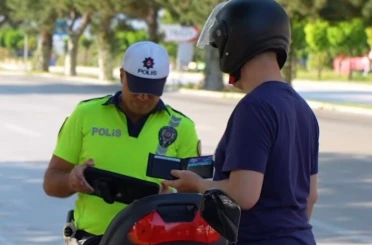 Polis ekiplerinden huzur uygulaması: 28 binden fazla kişi sorgulandı