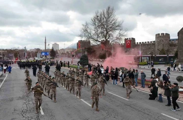 Polis haftasında Özel Harekat’tan nefes kesen gösteri