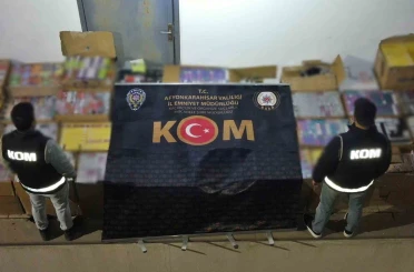 Polis piyasa değeri yaklaşık 27 milyon TL olan gümrük kaçağı sigara ele geçirdi 