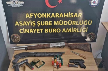 Polis telefon dolandırıcılarının 3 milyonluk oyununu bozdu