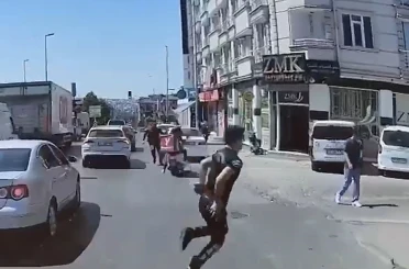 Polisin ’dur’ ihtarına uymadı: O anlar kameraya yansıdı 