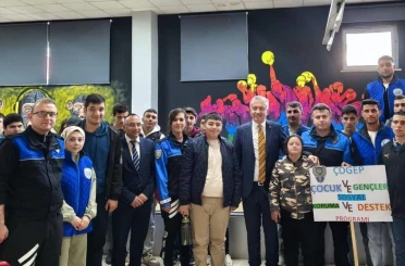 Polislerden özel çocuklara bowling sürprizi