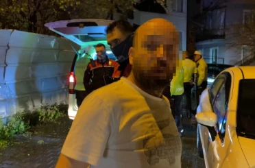 Polisten kaçan ehliyetsiz sürücü hırsını gazeteciden çıkarttı: 260 bin lira ceza 