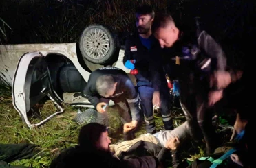 Polisten kaçmak isterken kaza yapan göçmen kaçakçısı tutuklandı 