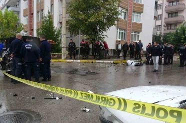 Polisten kaçtı ortalığı birbirine kattı