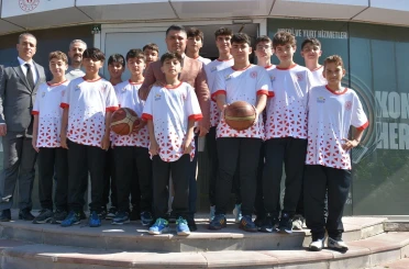 Potanın yıldız dev adamlarını Analig’e uğurlandı 