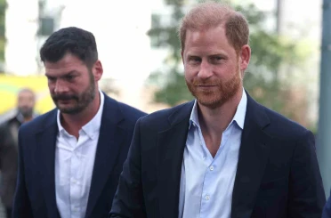 Prens Harry, 18 ay aradan sonra babası Kral III. Charles ile görüştü 