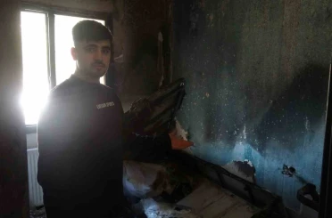 Prizden çıkan yangında apartman dairesinden alevler yükseldi 