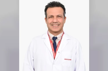 Prof. Dr. Gürhan Öz: "Aşırı terleme sosyal yaşamı olumsuz etkiliyor" 