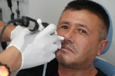 Protez gözü hayatını kabusa çevirdi